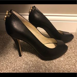 Michael Kors leather heels size 6